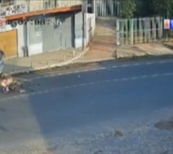 Automovilista causó accidente y no se hace responsable de gastos - Paraguay.com