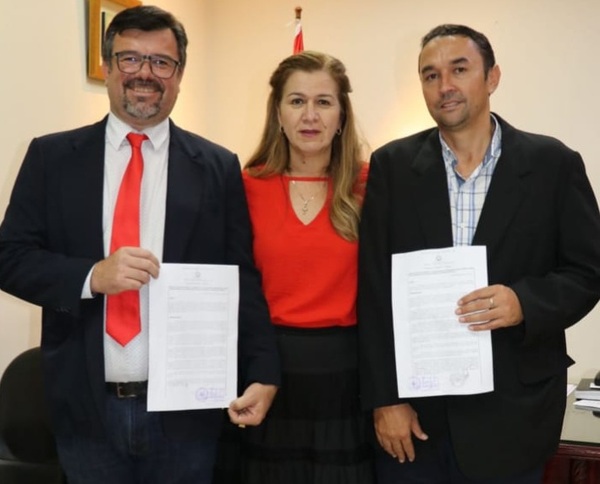 Ministra de Salud realiza toma de posesión al cargo del nuevo director de la Segunda Región Sanitaria - .::RADIO NACIONAL::.
