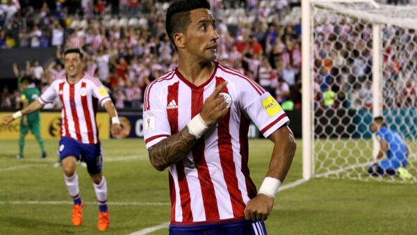 La Pantera Barrios brinda su aliento a la Albirroja