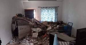 La Nación / Médico falleció tras chocar contra una vivienda en Encarnación