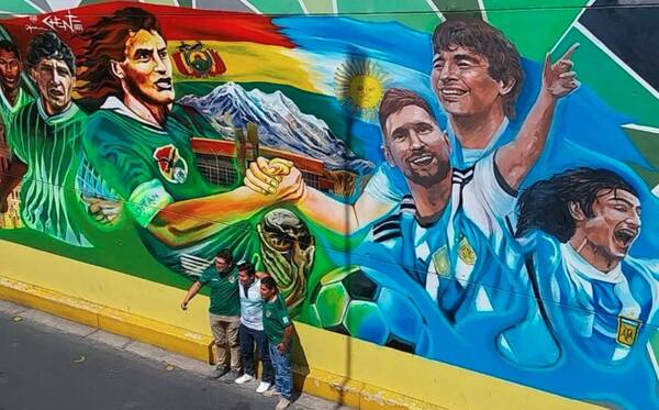 La pintura que causa revuelo en La Paz: peloteros de Bolivia y Argentina juntos con la Copa del Mundo