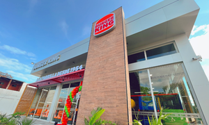 On Fire: Burger King estrena su nuevo restaurant con un Battle Royale. | Telefuturo