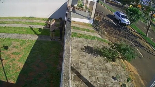 Una mujer denuncia que joven la acosó, la encerró en su casa y la amenazó de muerte