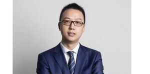 Eddie Wu, vicepresidente senior de Alibaba dice que centrar谩 su estrategia en la inteligencia artificial y sus usuarios - Revista PLUS