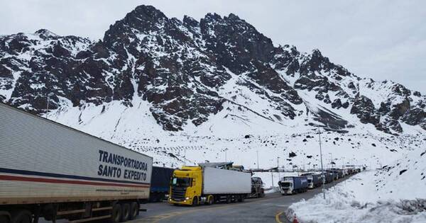 La Nación / Comercio entre Paraguay y Chile, en riesgo por cierre de ruta en Cordillera de los Andes