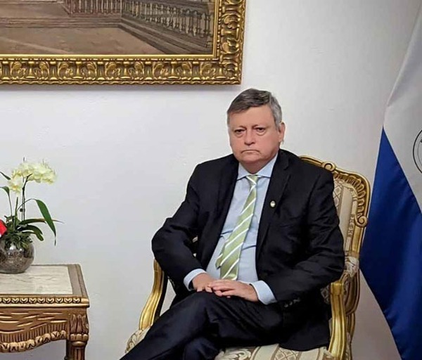Hidrovía: convocan a embajador argentino que realizó polémicas declaraciones - trece