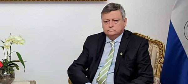 Mientras negocia con Argentina, Paraguay pide suspender peaje y canciller convoca a embajador - La Tribuna