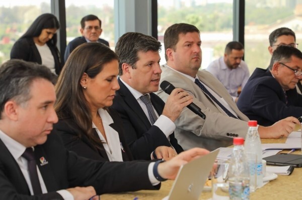 Ministerio de Industria y Comercio crea el registro único para los empresarios - La Tribuna