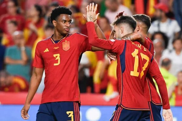 España golea a Chipre para mantenerse por el buen camino - Polideportivo - ABC Color