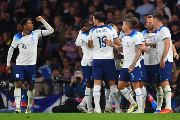 Versus / Inglaterra triunfó ante Escocia en el partido conmemorativo por los 150 años de rivalidad