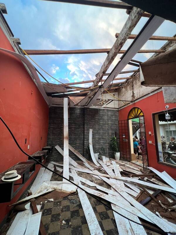 Temporal armó sarambí en Concepción: varias casas quedaron sin techo