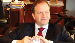 ¿En qué consisten las medidas extraordinarias para gestión financiera? (un resumen: más deuda pública para ordenar las cuentas)