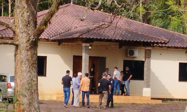 Bandidos tomaron por asalto una casa mientras sus dueños dormían y los tuvieron como rehenes – Diario TNPRESS