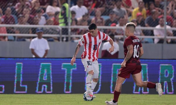 Paraguay pierde ante Venezuela y piden fin de la era Schelotto