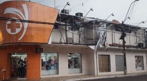 Breve pero intenso temporal causa destrozos en Concepción