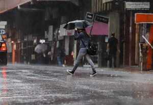 Aviso Meteorológico: Lluvias y tormentas afectarán a departamentos de ambas regiones - trece