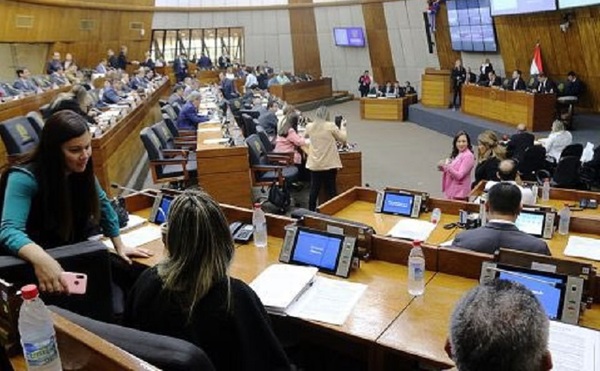 Intervención de municipios, en agenda de Diputados