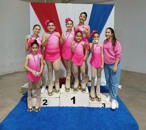 Niñas concepcioneras se destacan en competencia de patinaje artístico