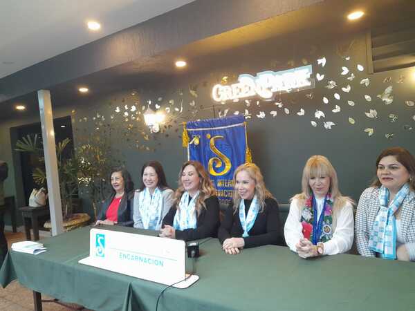 Desfile de Modas 'Empoderadas Desfilando por los Sueños' regresa con su tercera edición
