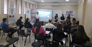 Emprendedores de Itapúa fueron capacitados en herramientas digitales y constitución de EAS