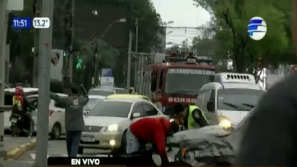 Aparatoso accidente de tránsito en Asunción - Noticias Paraguay