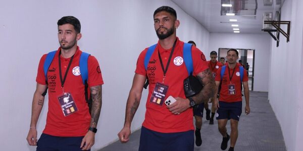 Versus / Los 9 albirrojos que no sumaron minutos en el primer combo de las Eliminatorias