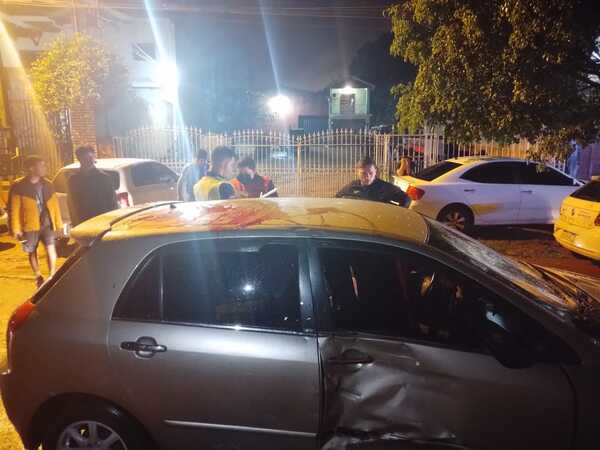 Diario HOY | Conductor borracho choca a delivery y lo lleva 10 cuadras sobre el parabrisas