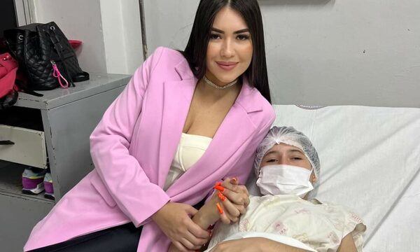 Laurys Diva acompaña a Mia que ya se internó para su operación