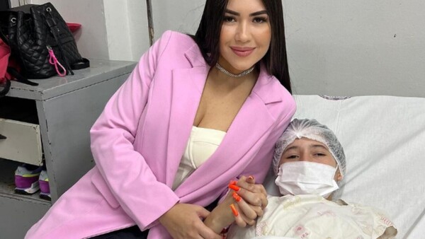 Laurys cumplió el sueño de Mía: Su ahijada entró a su anhelada cirugía hoy