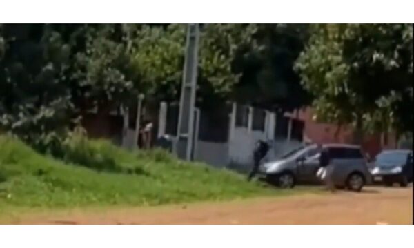 Policía realizó persecución de película para detener a clonador de vehículo