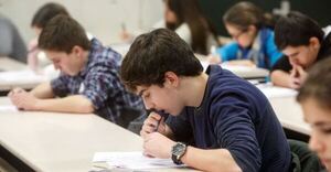 Apoyarán a 50 jóvenes con G.10 millones cada uno para estudiar o emprender