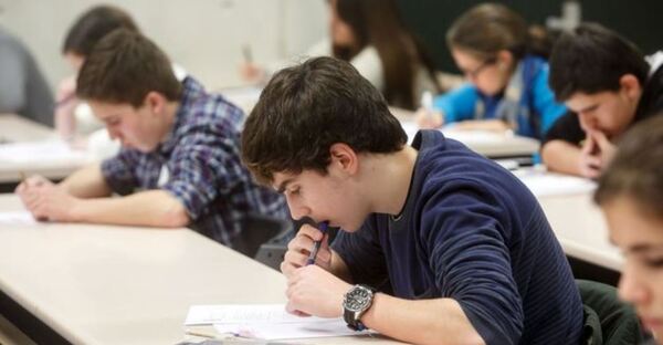 Apoyarán a 50 jóvenes con G.10 millones cada uno para estudiar o emprender