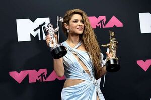 "Gracias a mis hijos por animarme y hacerme creer que mamá puede", Shakira en los VMAs