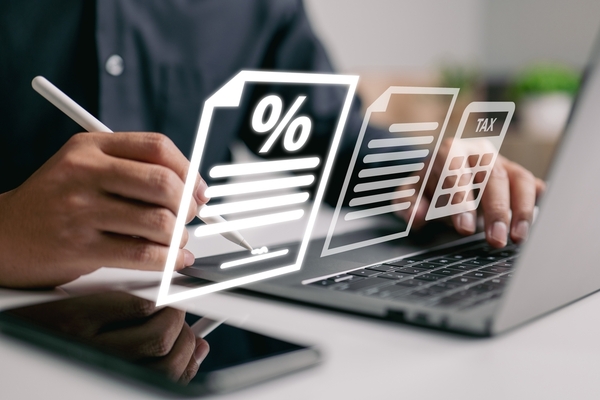 Ejecutivo plantea subir a 4% las retenciones de la renta empresarial a los proveedores del Estado - MarketData