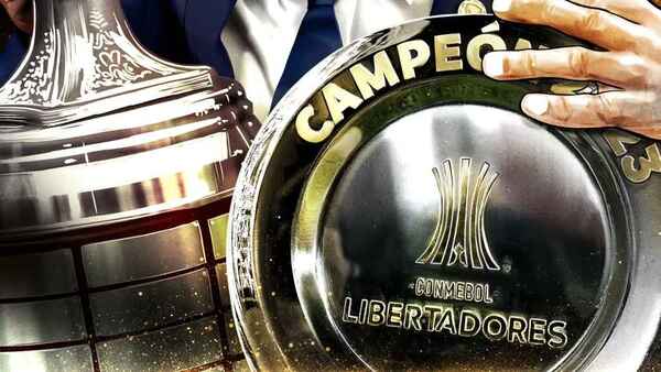 Vuelve el plato de campeón de la Libertadores