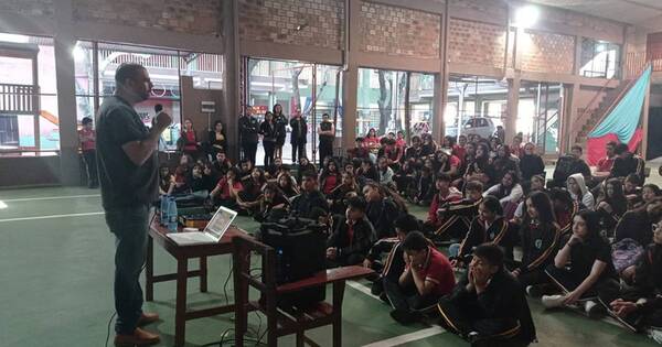 La Nación / Charlas sobre salud mental desnudan necesidad de psicólogos en todos los colegios