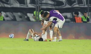 Versus / Cardona: "Luego del partido ante Fluminense, le dije a los jugadores que podíamos dormir tranquilos"