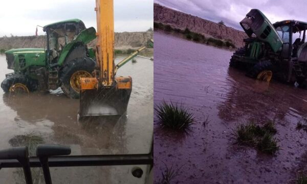 ¡Dos hombres fallecieron tras el hundimiento de un tractor en arrozal!