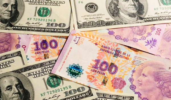 Tráfico de pesos argentinos en Paraguay: Mercado negro movería USD 15 mil millones - Megacadena