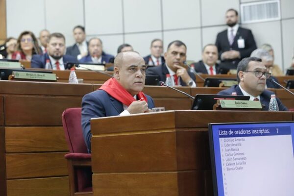 Bacchi Núñez dijo que piensa seriamente denunciar al ex presidente, Abdo Benítez