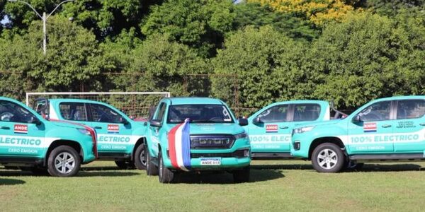 ANDE se prepara para una flota 100% eléctrica con apoyo del CAF