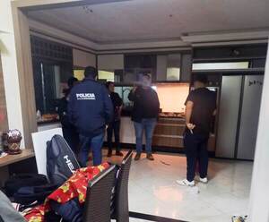Durante asalto domiciliario, roban USD 1.500 y celulares - La Clave