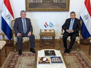 Rostros de diplomáticos reflejan crispación entre Argentina y Paraguay - Política - ABC Color