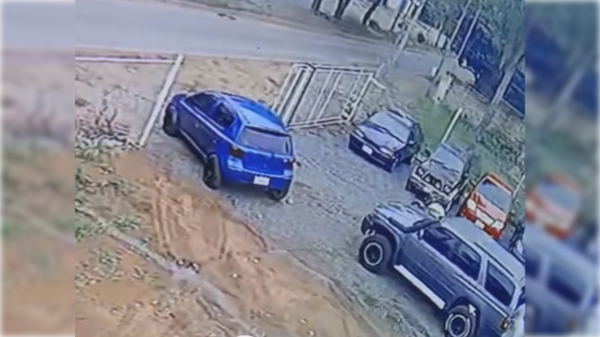 Roban 2 vehículos de una playa de autos: "me encañonaron y me llamaron por mi apellido"