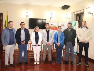 SENATUR COMPROMETE SU APOYO PARA EL DESARROLLO DEL TURISMO EN COLONIAS UNIDAS