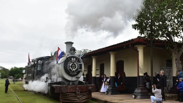 LOCOMOTORA 60 REVIVE TRADICIÓN Y ANÉCDOTAS EN ANIVERSARIO DE YPACARAÍ