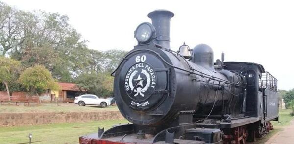En medio de una columna de vapor, Ypacara铆 revive la tradici贸n ferroviaria con encendido de la locomotora "El ingl茅s" - Revista PLUS