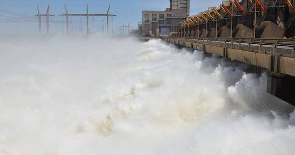 La Nación / Yacyretá: retiro de energía aún no afecta a Argentina, pero Paraguay ya pierde vendiendo a Brasil ¿y la deuda?