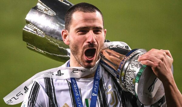 Versus / Leonardo Bonucci llevará a la Juventus ante la justicia