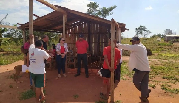 Gobernación verifica situación edilicia de escuelas de las comunidades indígenas de San Pedro - .::RADIO NACIONAL::.